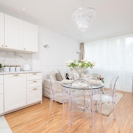 Glam & Modern By Cooee Apartments Варшава Экстерьер фото