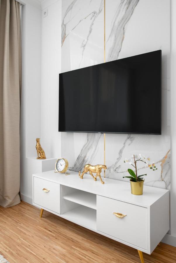 Glam & Modern By Cooee Apartments Варшава Экстерьер фото