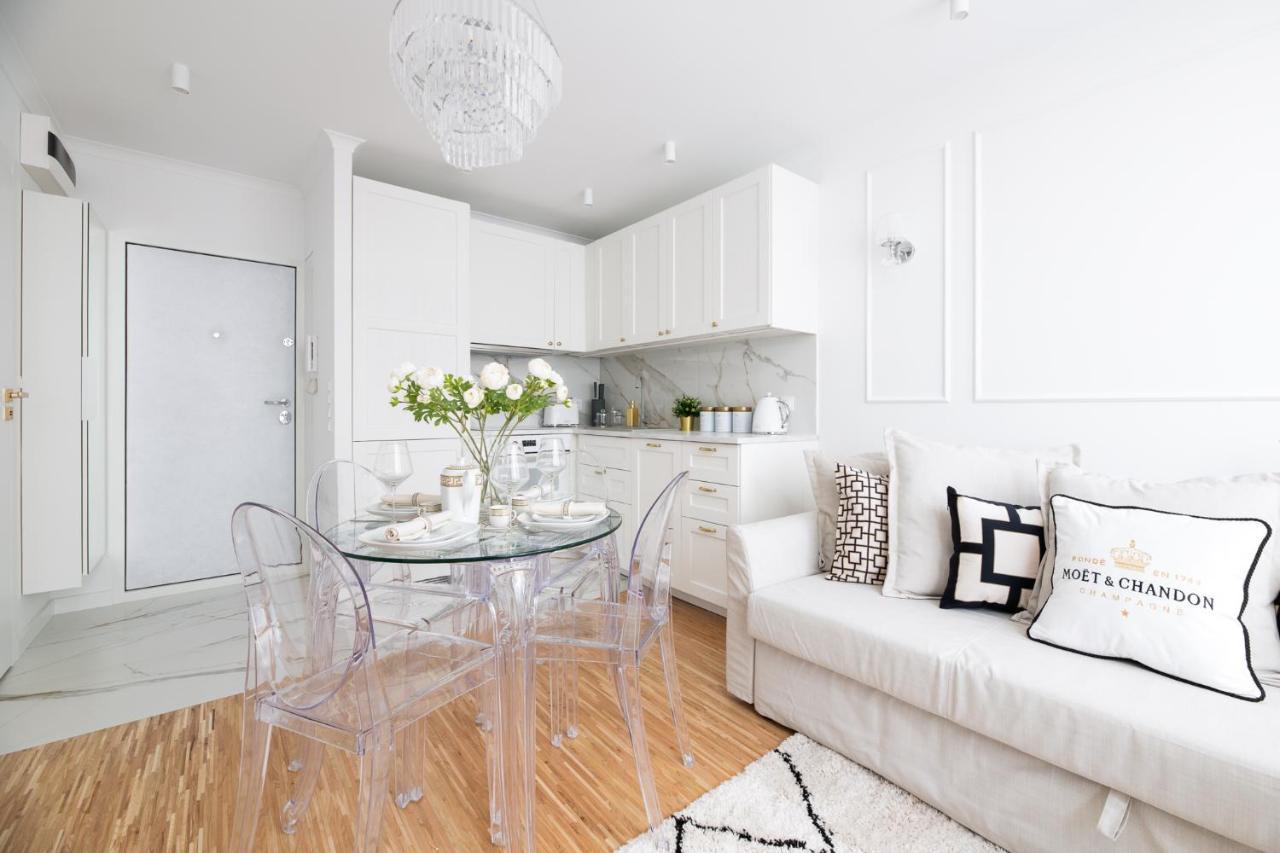 Glam & Modern By Cooee Apartments Варшава Экстерьер фото
